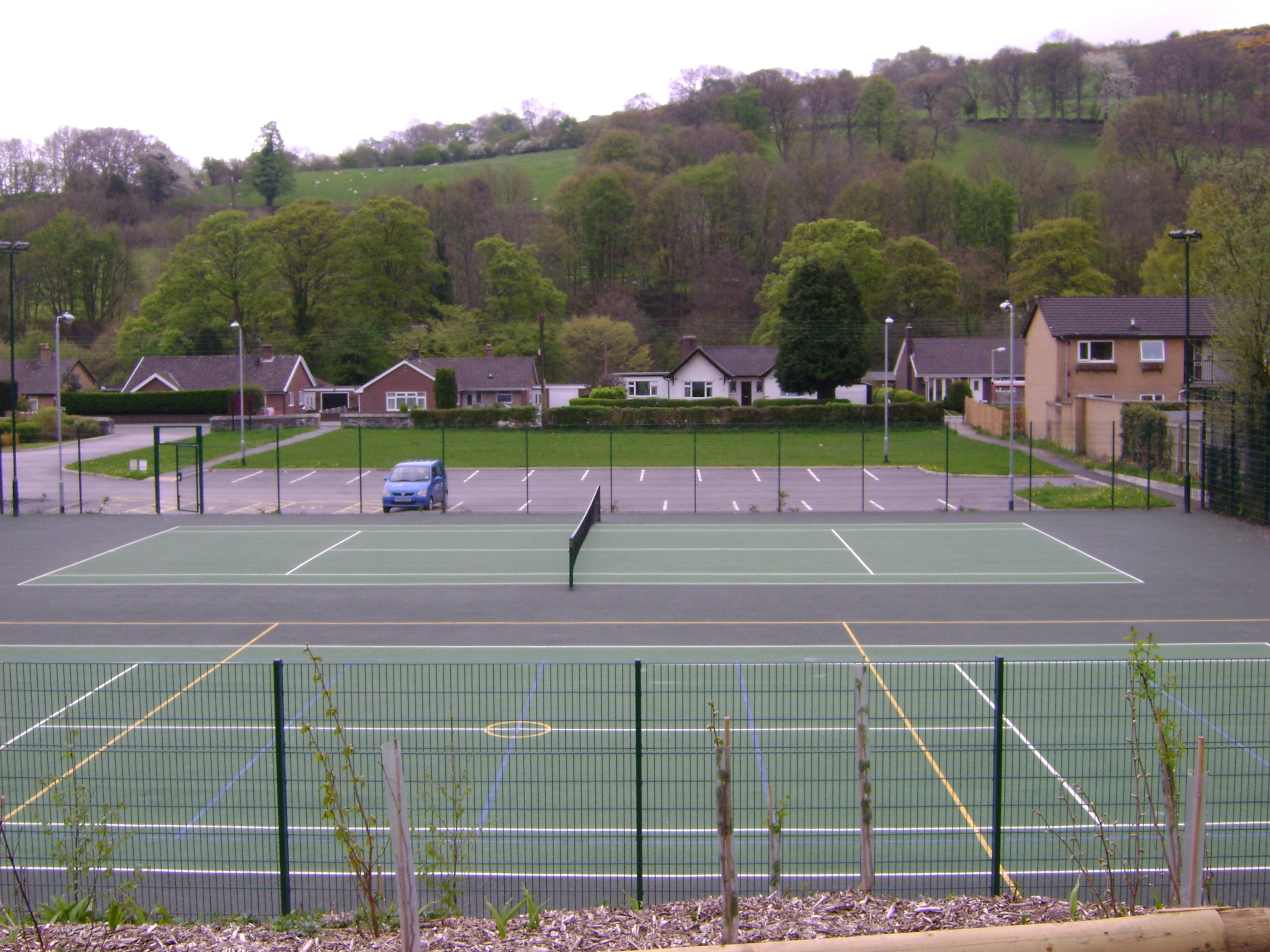 02 Tennis Courts